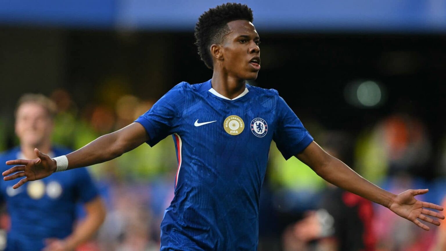 Estevao-Willian-Chelsea-1536x864